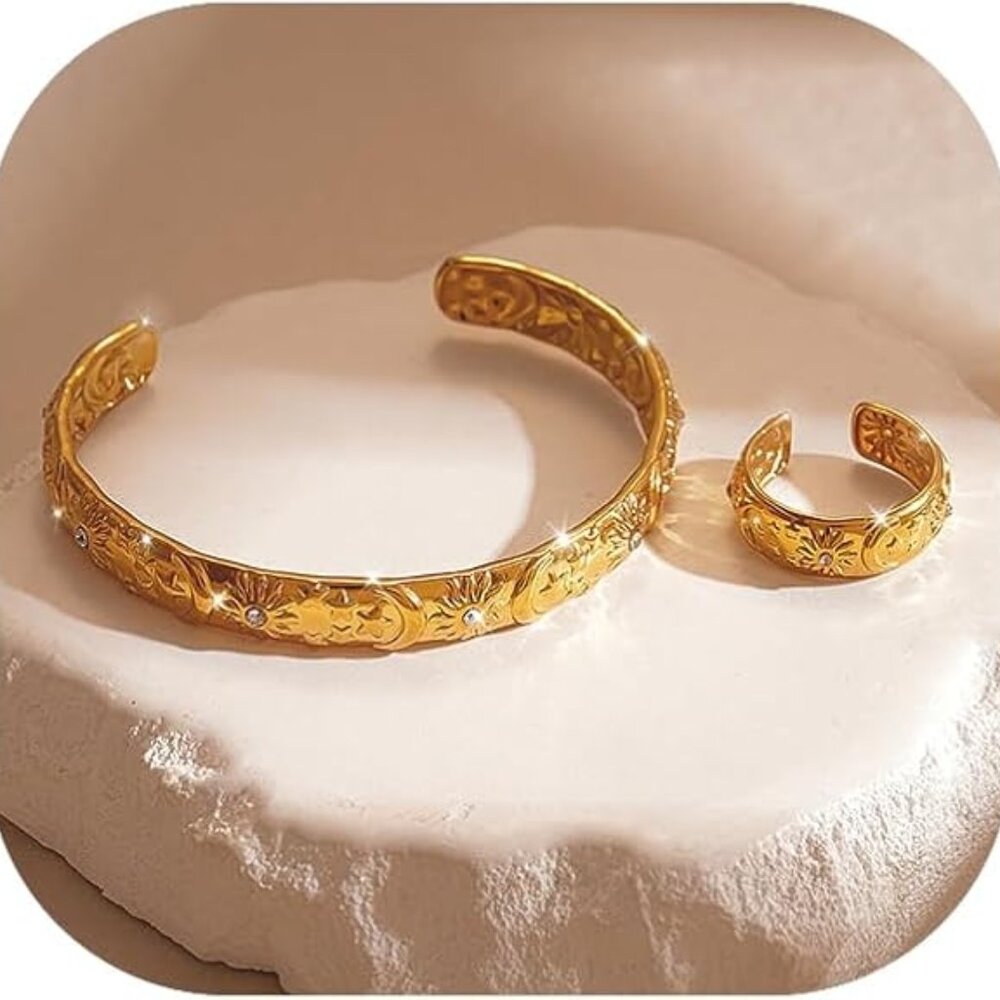 Gold Bracelets for Women Non Tarnish, Waterproof Gold Cuff Bracelet for Women
